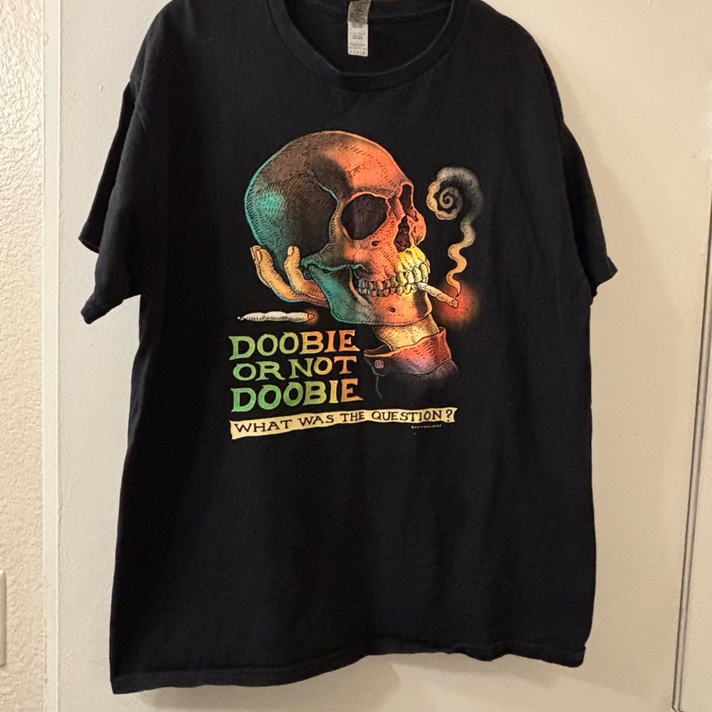 Gildan Doobie Black Tee with Colorful Skull Design
